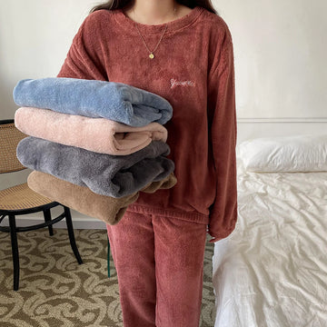 Women Velvet Elastic Pajama Set